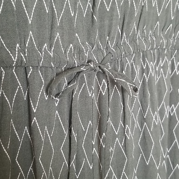 Geometric green romper - Picture 2 of 6